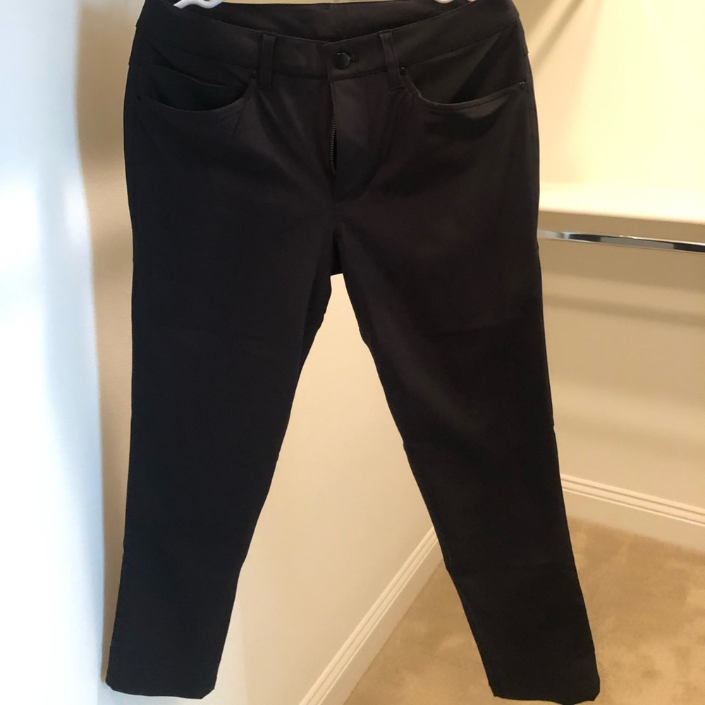Men’s Lululemon Commission pants